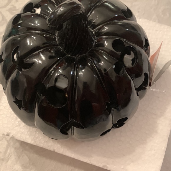 Mickey Mouse LED faux pumpkin - Picture 8 of 15